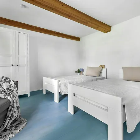 Hébergement de vacances Light-flooded On The Baltic Sea *